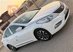 هیۆندای ازێرا